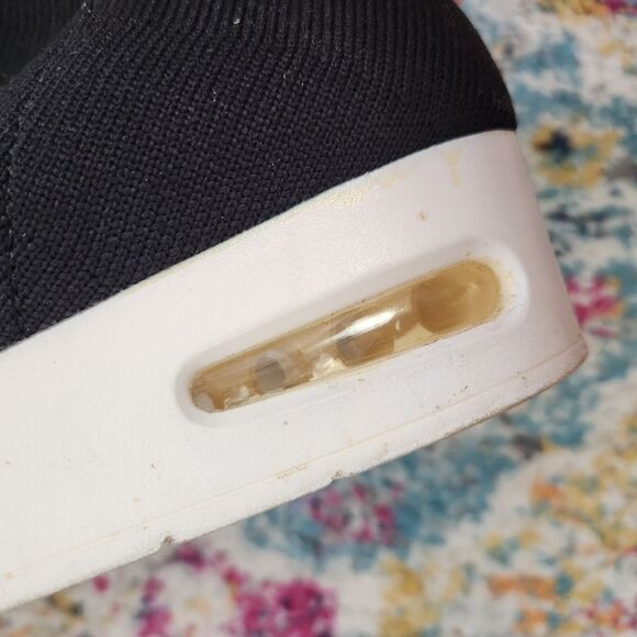 DKNY Black & White Slip On Sock Style Wedge Booties Size 9m - Picture 9 of 11